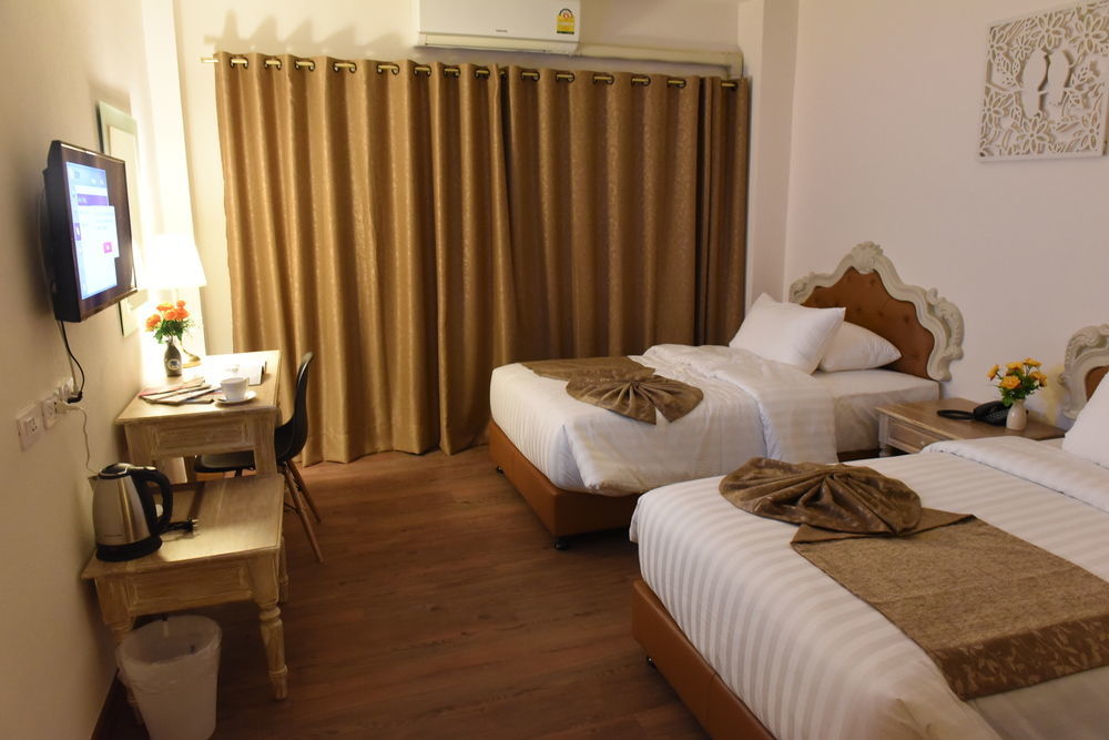 Hi Chiangrai Hotel-Sha Extra Plus Чианг Рай Екстериор снимка